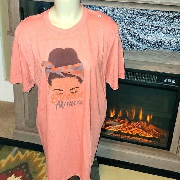 Nwot Blessed Mama Tee -> Nowt Blessed Mama Tee - Picture 1 of 1